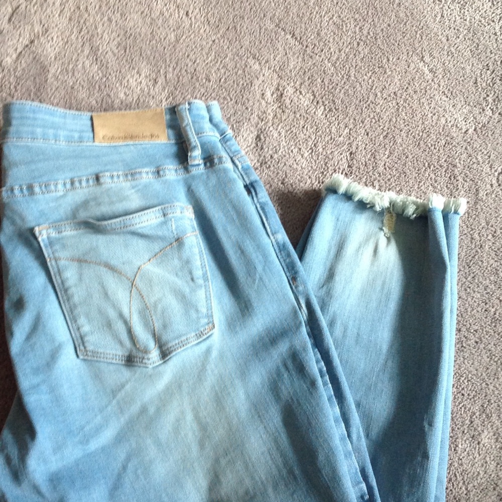 Size 31 Calvin Klein Jeans ankle skinny